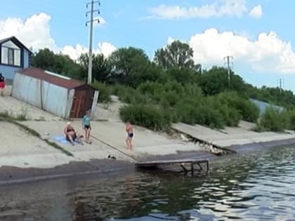 Полуголые жители Сызрани получили черные метки в момент удовольствий