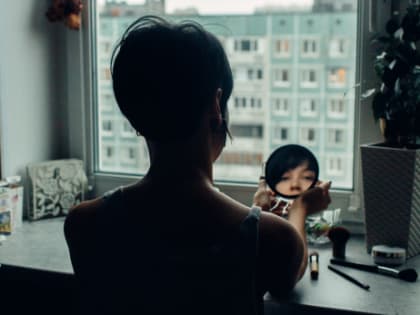 Удалять или нет? Что делать, если лицо атаковали папилломы