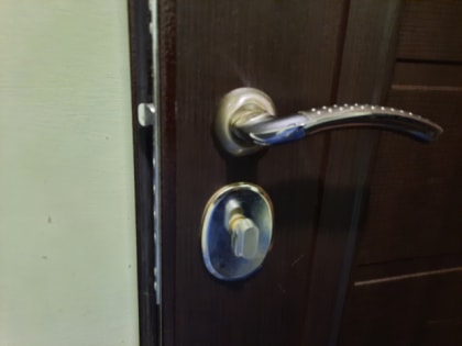 Кого отправляют под домашний арест и что нельзя делать в собственной квартире