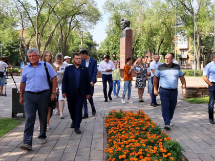 Благоустройство дворов продолжается