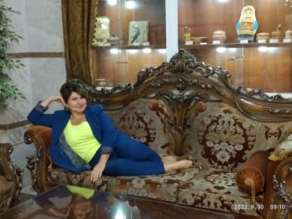 Купавшуюся в шоколаде чиновницу увольняют с «золотым парашютом»