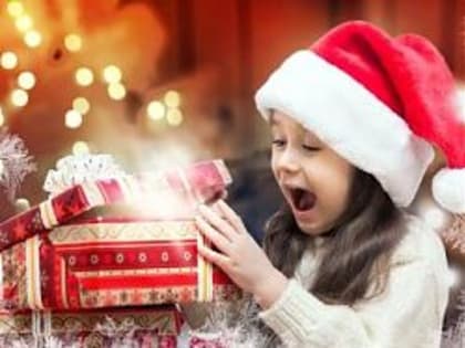 Новогодние подарки детям