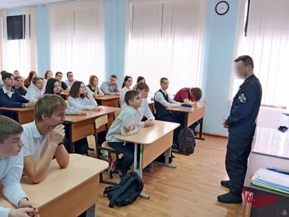 Всероссийская акция Росгвардии «Неделя мужества» проходит в Самарском спортивном лицее