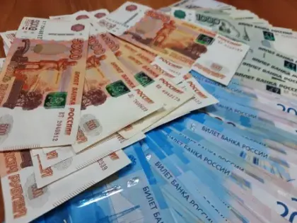 Студенток простимулируют для повышения рождаемости