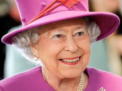 Елизавета II стала второй в списке самых долго правящих монархов