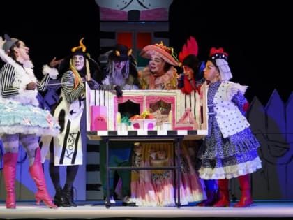 Всё лучшее детям: видеоплатформа «Русских сезонов» покажет спектакли петербургского музыкального театра «Зазеркалье»