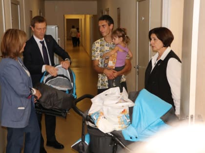 Представители «Единой России» посетили пункт временного размещения переселенцев в Самаре