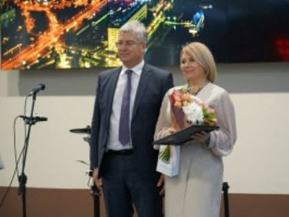 Самарских энергетиков поздравили с профессиональным праздником на рабочем месте
