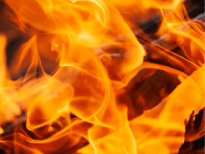 Во время пожара в квартире погибла женщина