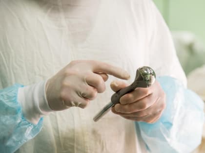 Изготовили и установили эндопротез. Самарские онкологи провели уникальную операцию по сохранению конечности