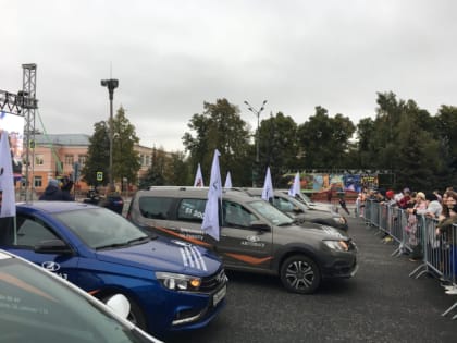 АвтоВАЗ рулит: жителей Сызрани позвали на зарплату в 50 тысяч с бонусами