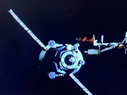 Есть стыковка! Грузовой корабль «Прогресс МС-22» причалил к МКС