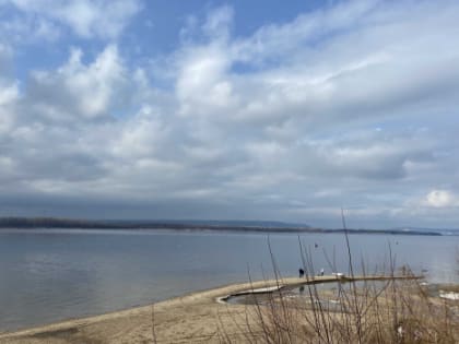 В Самарской области спасатели нашли утонувшего в реке мужчину