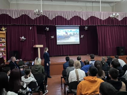 Курсанты института и ветераны провели встречи со школьниками в рамках акции «ЗА РОССИЮ! ЗА ЗАКОН И ПОРЯДОК!»