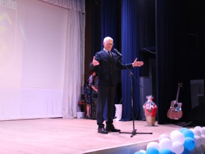 «Благодаря вам, многие процессы стали прозрачными». Николай Ренц поздравил коллектив контрольно-счётной палаты с юбилеем