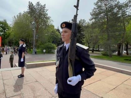 НА ВАХТУ ПАМЯТИ В ГОРОД-ГЕРОЙ