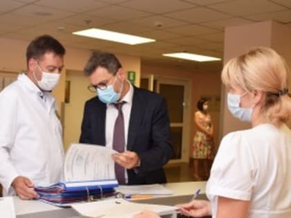 Армен Бенян с рабочим визитом посетил Самарский областной клинический онкологический диспансер