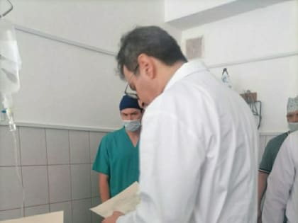 Армен Бенян лично осмотрел пострадавших в ДТП под Нефтегорском