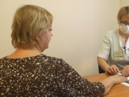 В поликлиниках региона продолжается диспансеризация и профилактические медосмотры