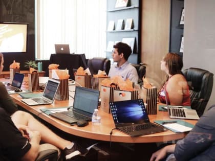 Врач-профпатолог рассказала о типах профессиональных заболеваний