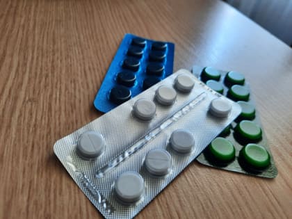 Последствия могут быть необратимыми: чем нельзя запивать лекарства