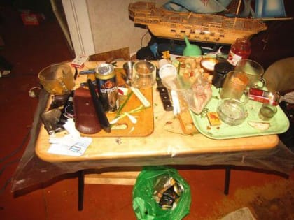 Житель Самарской области приютил соседку на ночь и получил за это удар ножом от ее мужчины