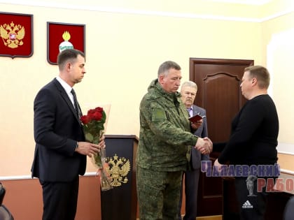 ЗАЩИТНИКАМ, ПАВШИМ В БОЯХ