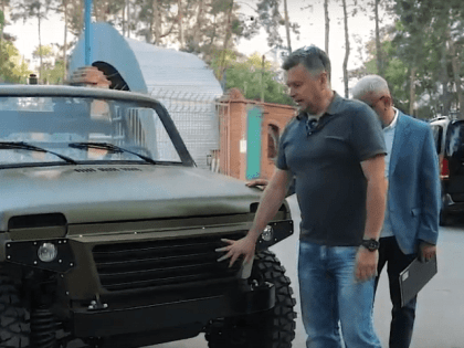 Тольяттинские конструкторы  разработали  боевой внедорожник на базе автомобиля «Нива»