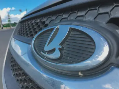 АвтоВАЗ повышает цены: сколько будут стоить модели Lada после новогодних праздников