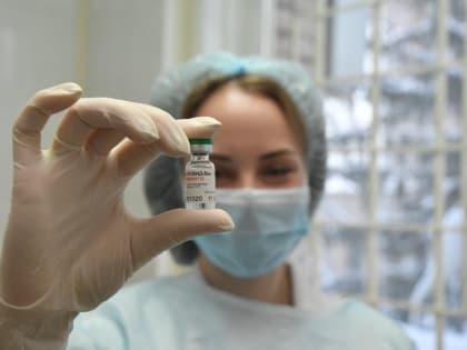 Стало известно, сколько доз вакцины от коронавируса осталось в Самарской области