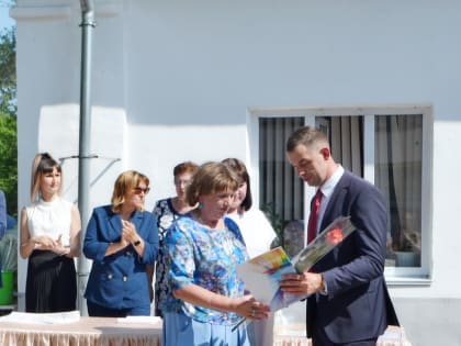 «У ЗАВОДА БОЛЬШОЕ БУДУЩЕЕ»