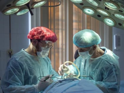 Российские хирурги прооперировали волжанина с "каменным" сердцем