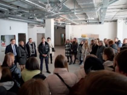 Сегодня в здании будущей поликлиники в Волгаре прошла экскурсия для учащихся Самарского медицинского колледжа