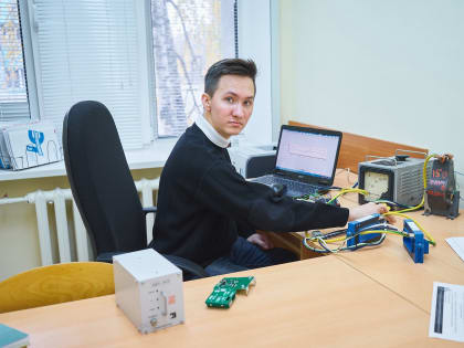 Автор гимна метрополитена Максим Башаркин: От «Юнгородка» до «Гагаринской» в детстве катался часами