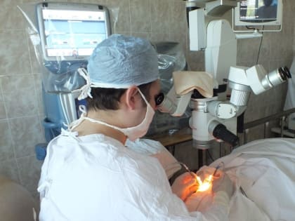 Уникальная операция! Самарские врачи впервые удалили катаракту месячному ребенку