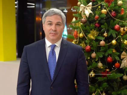 Министр экономического развития и инвестиций Самарской области Дмитрий Богданов поздравляет жителей региона с наступающим Новым годом: