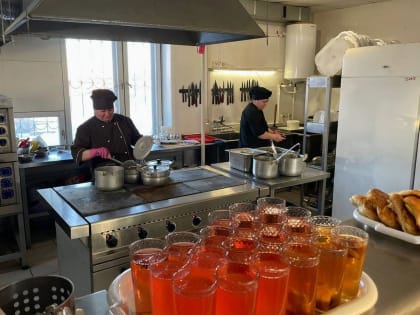 Проект со вкусом из детства: как социальный предприниматель из Кинеля развивает столовую русской кухни благодаря региональному гранту