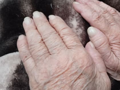 Трясутся руки? Самарцев предупредили: это может быть симптомом страшного заболевания