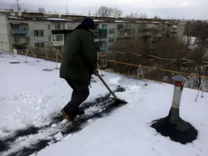 В Сызрани появились бригады, чтобы зимой крышевать горожан