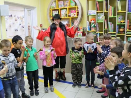 Библиосумерки «Фольклорный переполох» в БиблДоме Макаренко