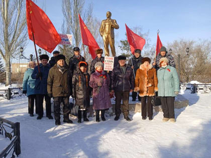 Борские коммунисты почтили память В.И. Ленина