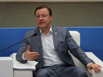 Дмитрий Азаров в Самаре встретился с победителями грантовых конкурсов среди НКО