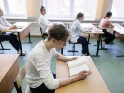 В 10-11-х классах в рамках курса "История России" будут изучать спецоперацию на Украине