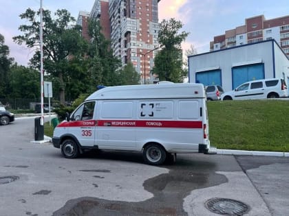 Спасла жизнь и получила по лицу: в Саратове пьяный пациент избил женщину-фельдшера в скорой помощи