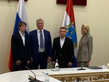 Министры молодежного правительства рассказали о своей работе старшим коллегам