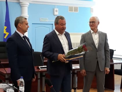 Хороший пример. Самарская фирма приобрела для Баныкинской больницы дорогостоящую запчасть к сложному медицинскому оборудованию