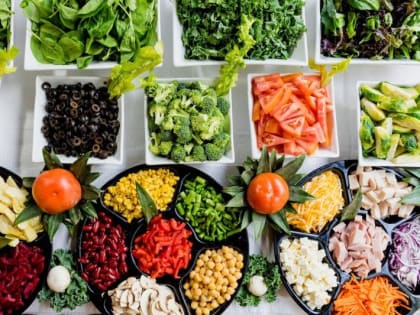 Роспотребнадзор объяснил, какие овощи и фрукты самые полезные