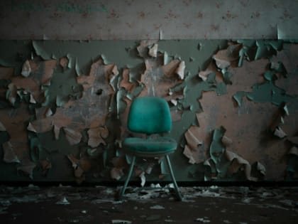 Врач предупредила о риске умереть сидя на стуле