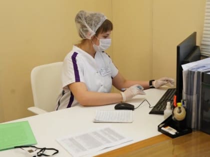 «Подъемные» привлекают в Самарскую область медиков со всей страны