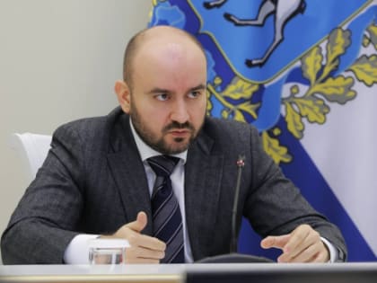 Вячеслав Федорищев поручил ускорить работу по закупке жизненно необходимых лекарств для жителей региона